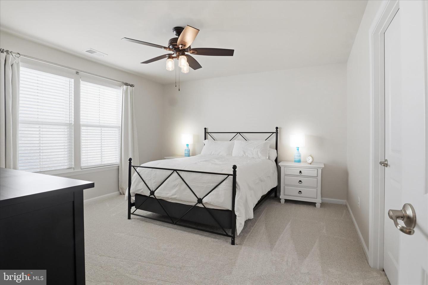 12433 SOUTHINGTON DR, WOODBRIDGE, Virginia 22192, 5 Bedrooms Bedrooms, ,4 BathroomsBathrooms,Residential,For sale,12433 SOUTHINGTON DR,VAPW2111016 MLS # VAPW2111016