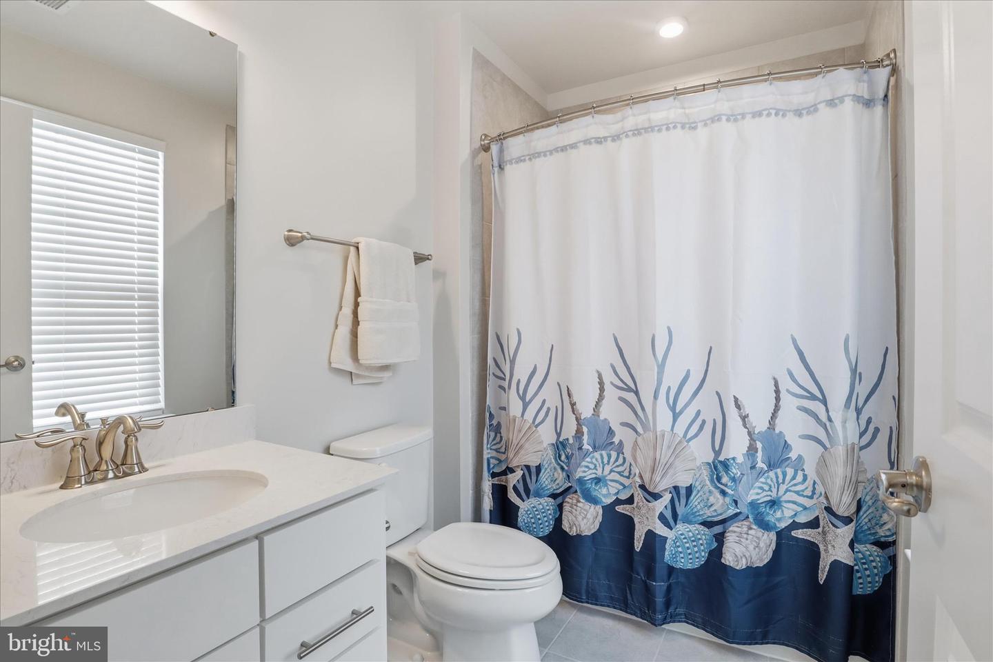 12433 SOUTHINGTON DR, WOODBRIDGE, Virginia 22192, 5 Bedrooms Bedrooms, ,4 BathroomsBathrooms,Residential,For sale,12433 SOUTHINGTON DR,VAPW2111016 MLS # VAPW2111016