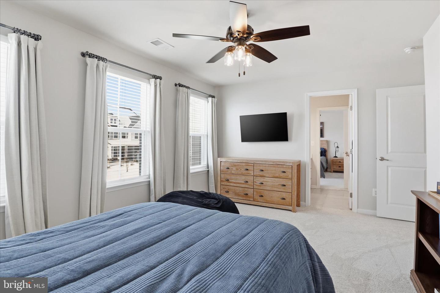 12433 SOUTHINGTON DR, WOODBRIDGE, Virginia 22192, 5 Bedrooms Bedrooms, ,4 BathroomsBathrooms,Residential,For sale,12433 SOUTHINGTON DR,VAPW2111016 MLS # VAPW2111016