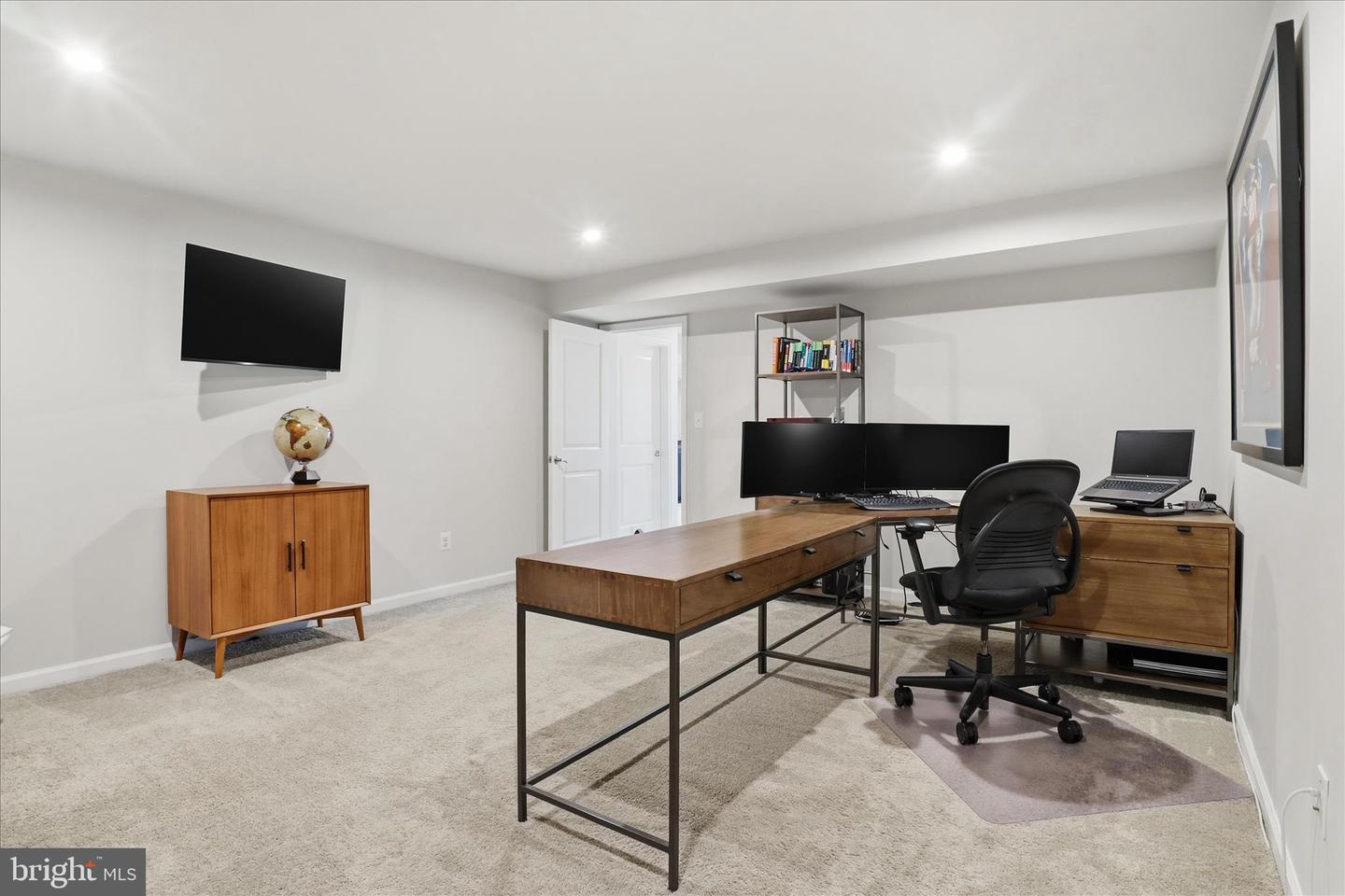 12433 SOUTHINGTON DR, WOODBRIDGE, Virginia 22192, 5 Bedrooms Bedrooms, ,4 BathroomsBathrooms,Residential,For sale,12433 SOUTHINGTON DR,VAPW2111016 MLS # VAPW2111016