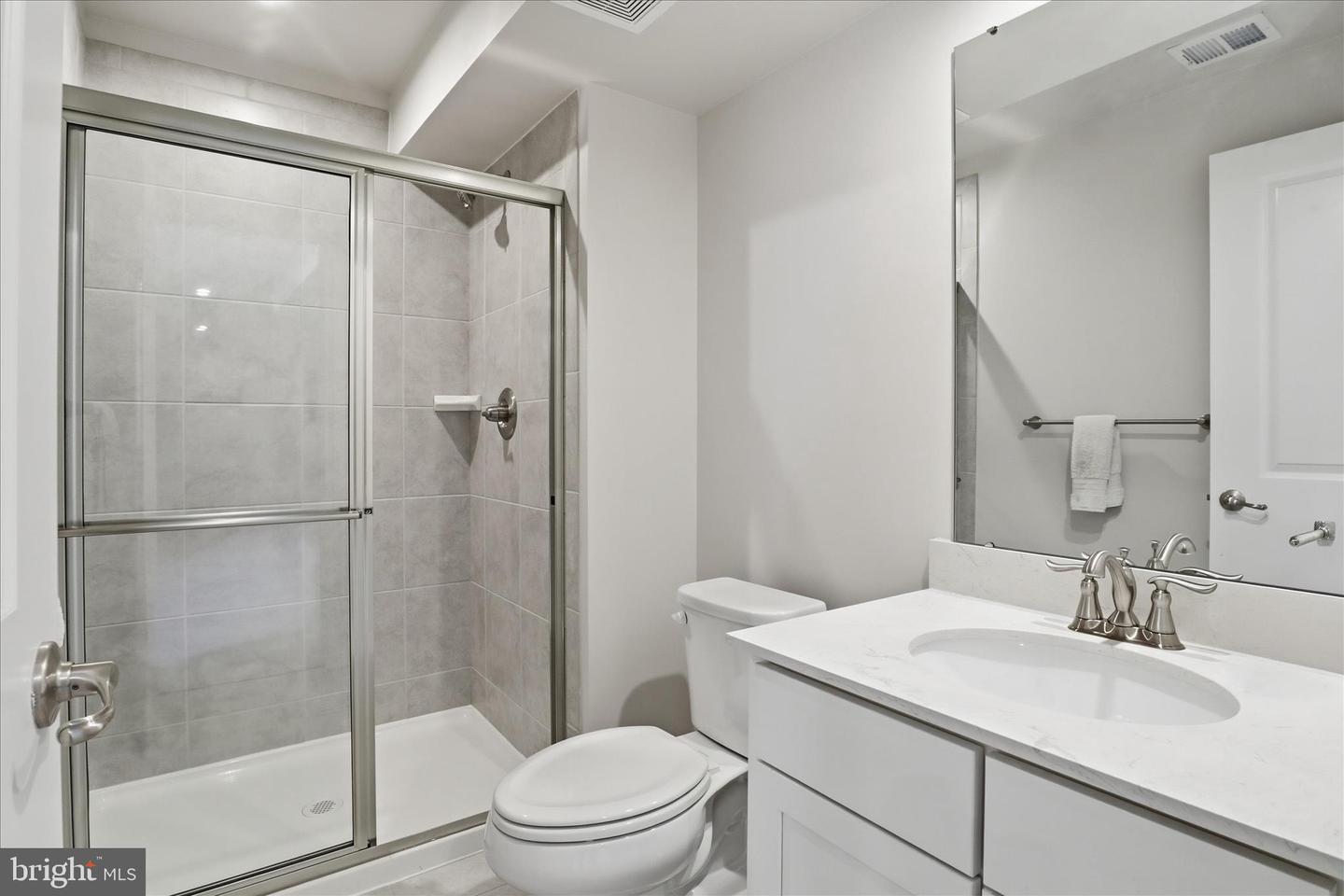 12433 SOUTHINGTON DR, WOODBRIDGE, Virginia 22192, 5 Bedrooms Bedrooms, ,4 BathroomsBathrooms,Residential,For sale,12433 SOUTHINGTON DR,VAPW2111016 MLS # VAPW2111016