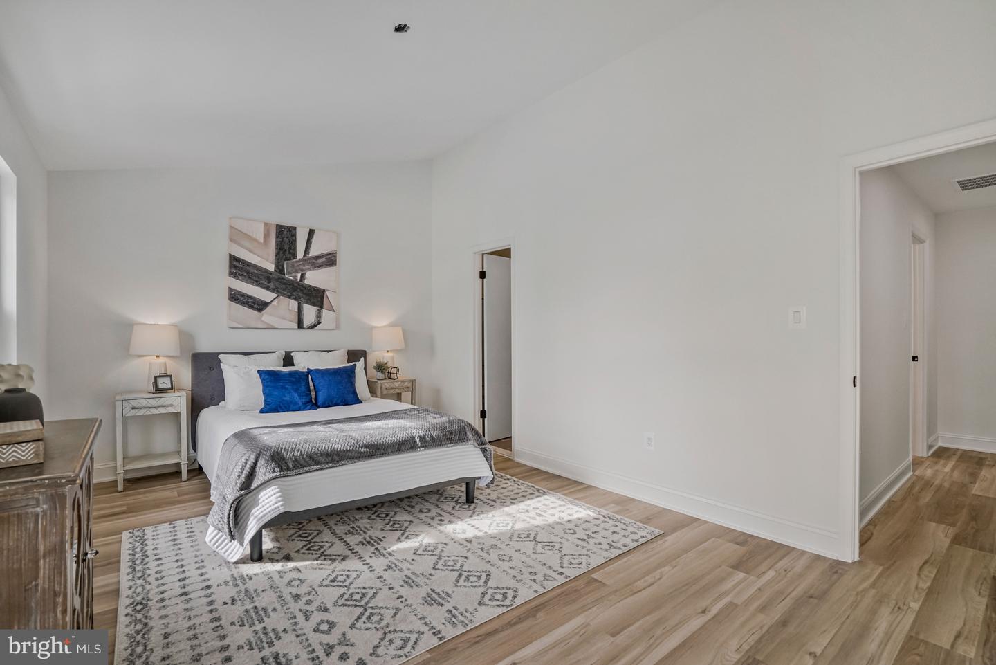 6143 GREEN HOLLOW CT, SPRINGFIELD, Virginia 22152, 3 Bedrooms Bedrooms, ,3 BathroomsBathrooms,Residential,For sale,6143 GREEN HOLLOW CT,VAFX2287174 MLS # VAFX2287174