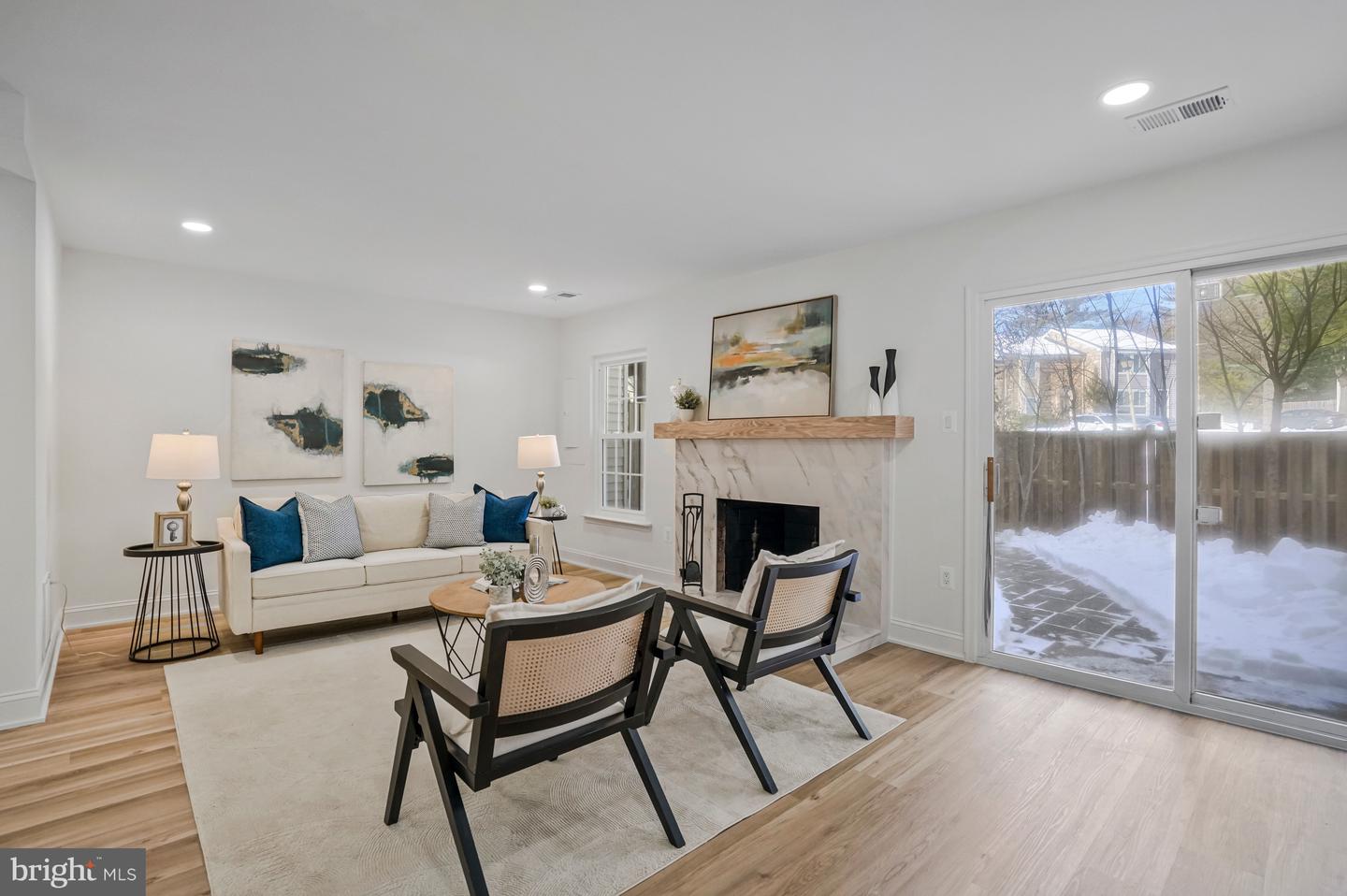 6143 GREEN HOLLOW CT, SPRINGFIELD, Virginia 22152, 3 Bedrooms Bedrooms, ,3 BathroomsBathrooms,Residential,For sale,6143 GREEN HOLLOW CT,VAFX2287174 MLS # VAFX2287174