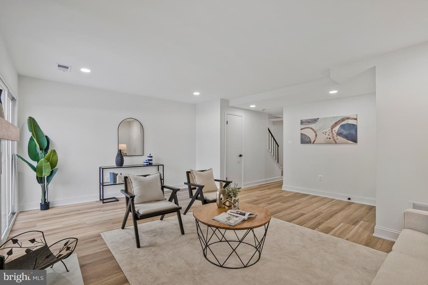 6143 GREEN HOLLOW CT, SPRINGFIELD, Virginia 22152, 3 Bedrooms Bedrooms, ,3 BathroomsBathrooms,Residential,For sale,6143 GREEN HOLLOW CT,VAFX2287174 MLS # VAFX2287174