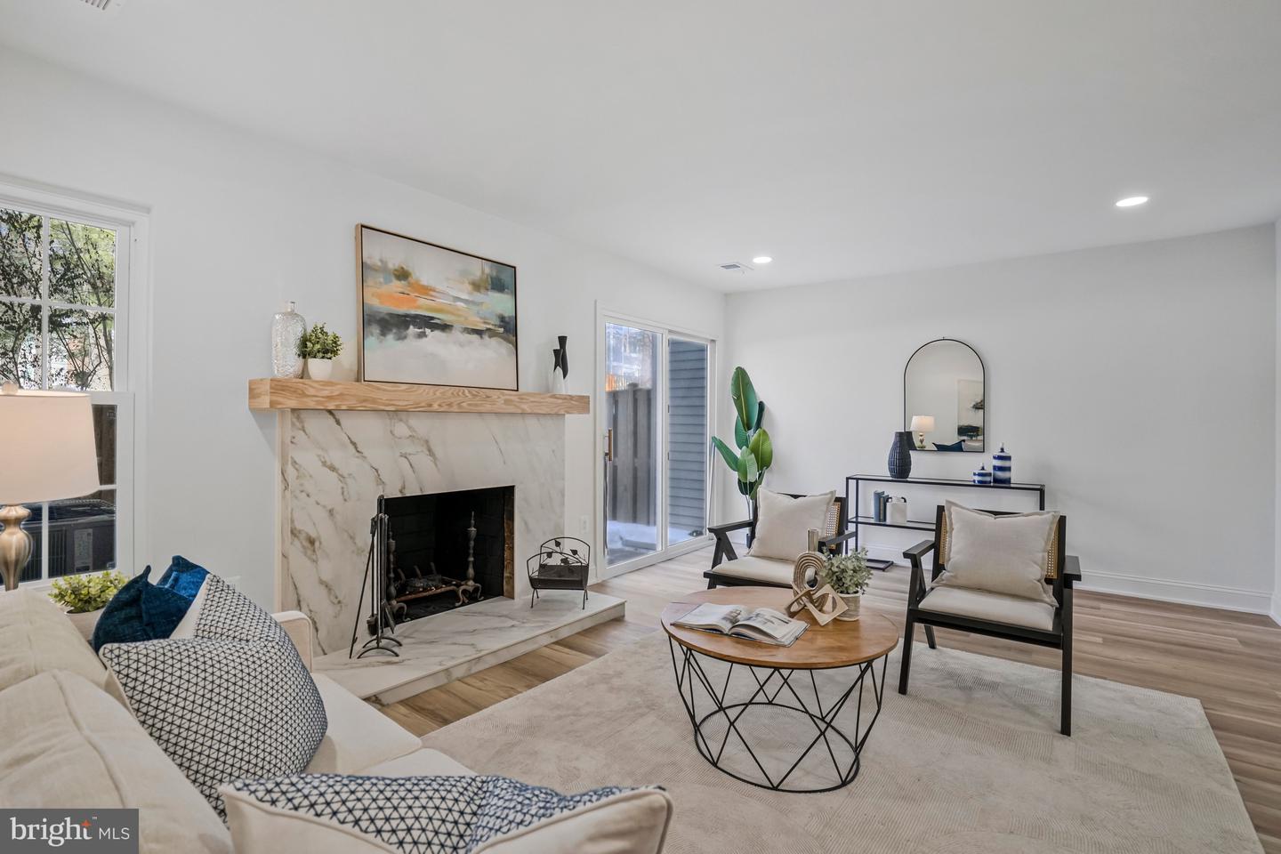 6143 GREEN HOLLOW CT, SPRINGFIELD, Virginia 22152, 3 Bedrooms Bedrooms, ,3 BathroomsBathrooms,Residential,For sale,6143 GREEN HOLLOW CT,VAFX2287174 MLS # VAFX2287174