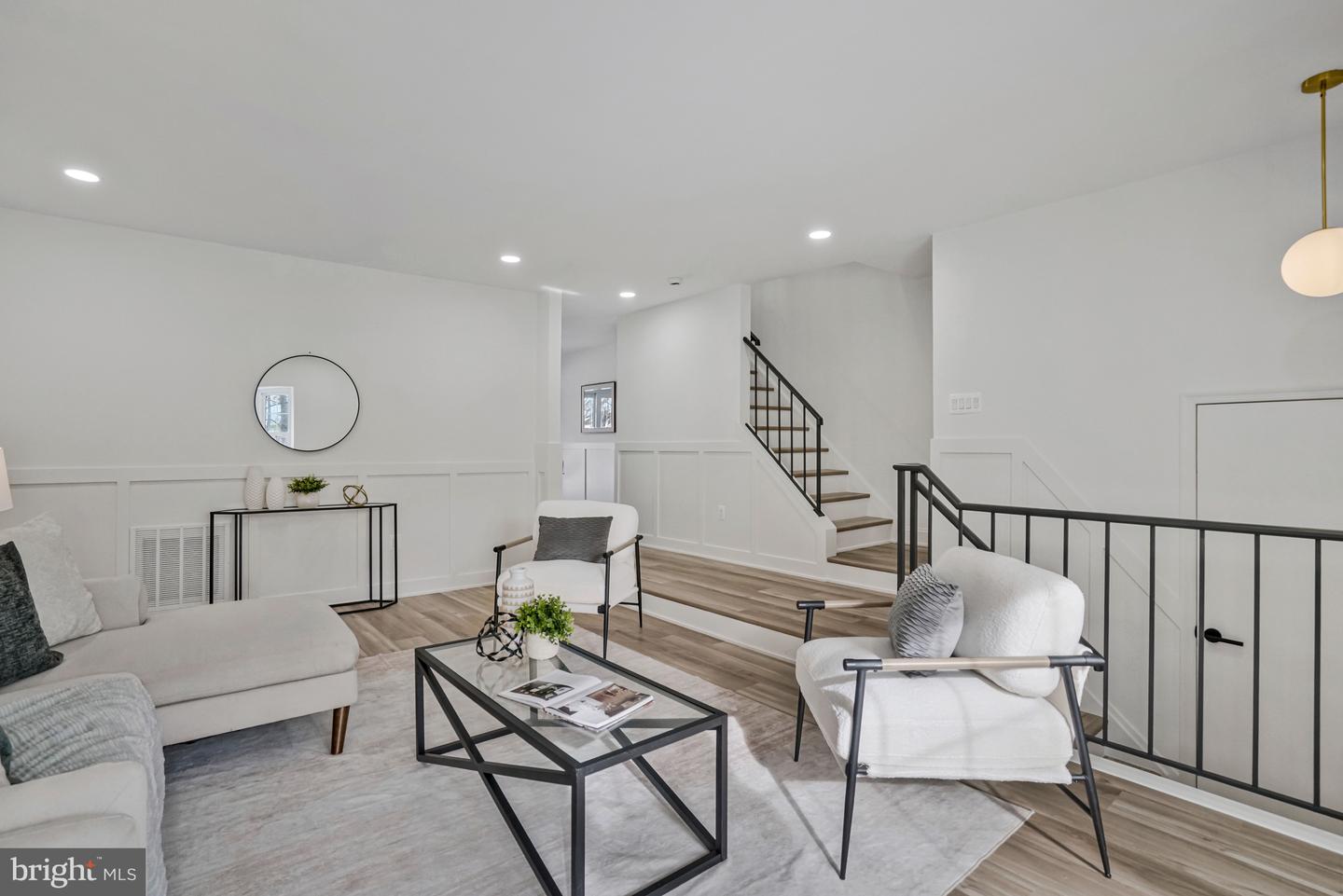 6143 GREEN HOLLOW CT, SPRINGFIELD, Virginia 22152, 3 Bedrooms Bedrooms, ,3 BathroomsBathrooms,Residential,For sale,6143 GREEN HOLLOW CT,VAFX2287174 MLS # VAFX2287174