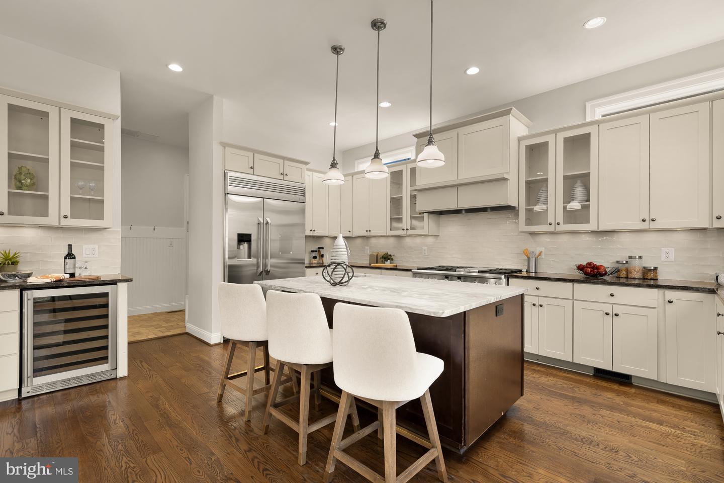 2012 N GREENBRIER ST, ARLINGTON, Virginia 22205, 5 Bedrooms Bedrooms, ,4 BathroomsBathrooms,Residential,For sale,2012 N GREENBRIER ST,VAAR2067996 MLS # VAAR2067996