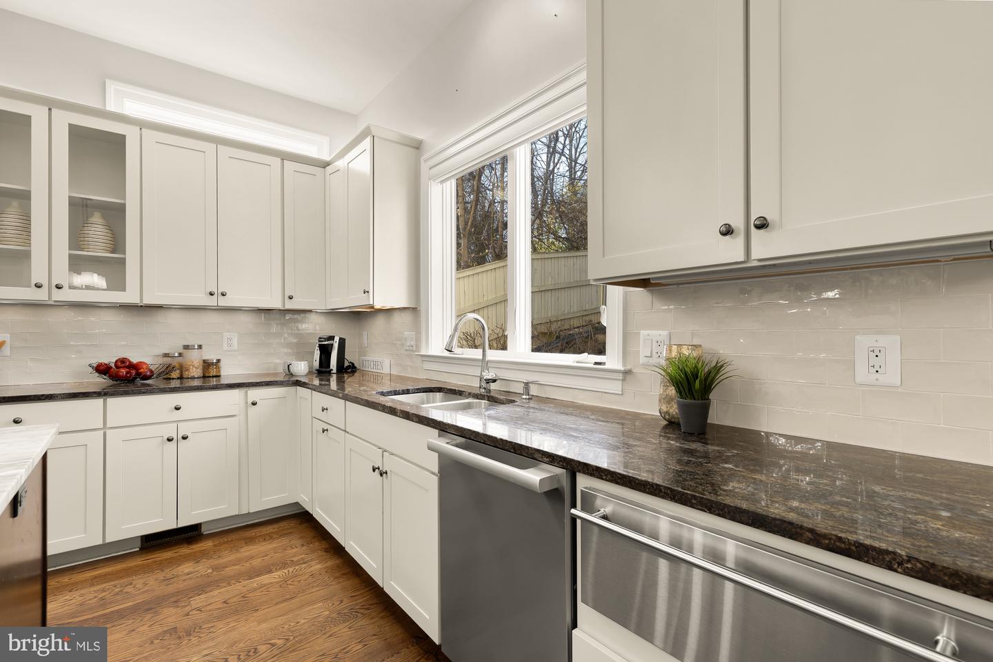 2012 N GREENBRIER ST, ARLINGTON, Virginia 22205, 5 Bedrooms Bedrooms, ,4 BathroomsBathrooms,Residential,For sale,2012 N GREENBRIER ST,VAAR2067996 MLS # VAAR2067996