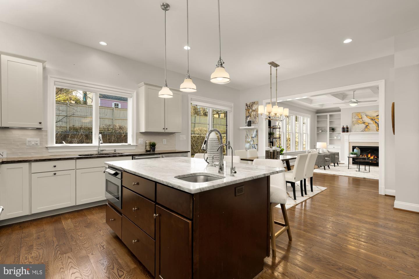 2012 N GREENBRIER ST, ARLINGTON, Virginia 22205, 5 Bedrooms Bedrooms, ,4 BathroomsBathrooms,Residential,For sale,2012 N GREENBRIER ST,VAAR2067996 MLS # VAAR2067996