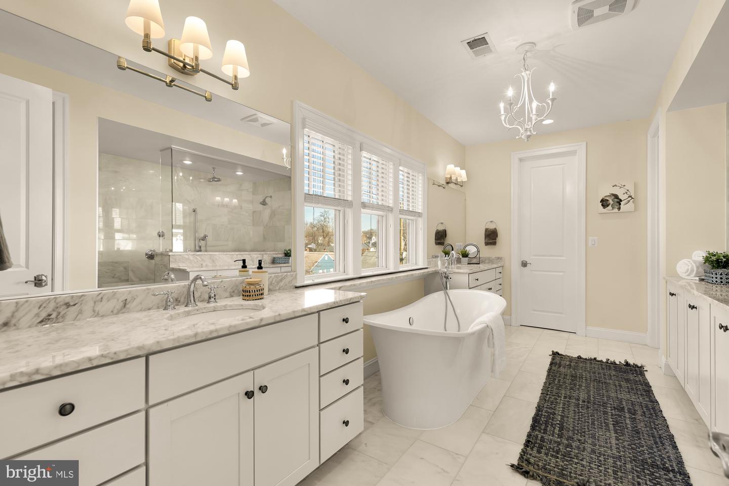 2012 N GREENBRIER ST, ARLINGTON, Virginia 22205, 5 Bedrooms Bedrooms, ,4 BathroomsBathrooms,Residential,For sale,2012 N GREENBRIER ST,VAAR2067996 MLS # VAAR2067996