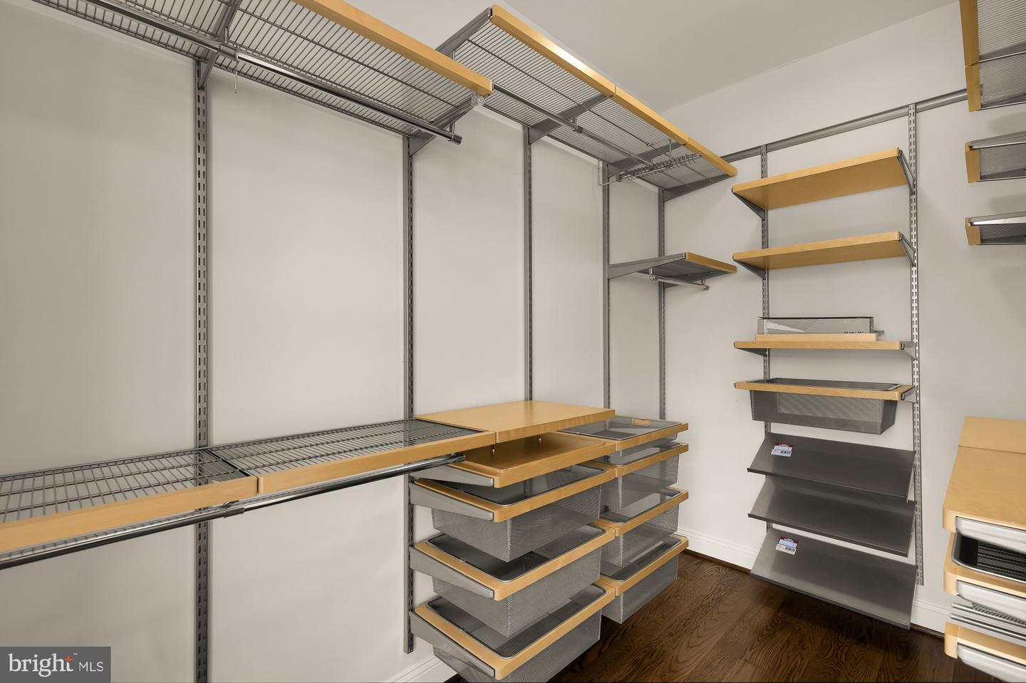 2012 N GREENBRIER ST, ARLINGTON, Virginia 22205, 5 Bedrooms Bedrooms, ,4 BathroomsBathrooms,Residential,For sale,2012 N GREENBRIER ST,VAAR2067996 MLS # VAAR2067996