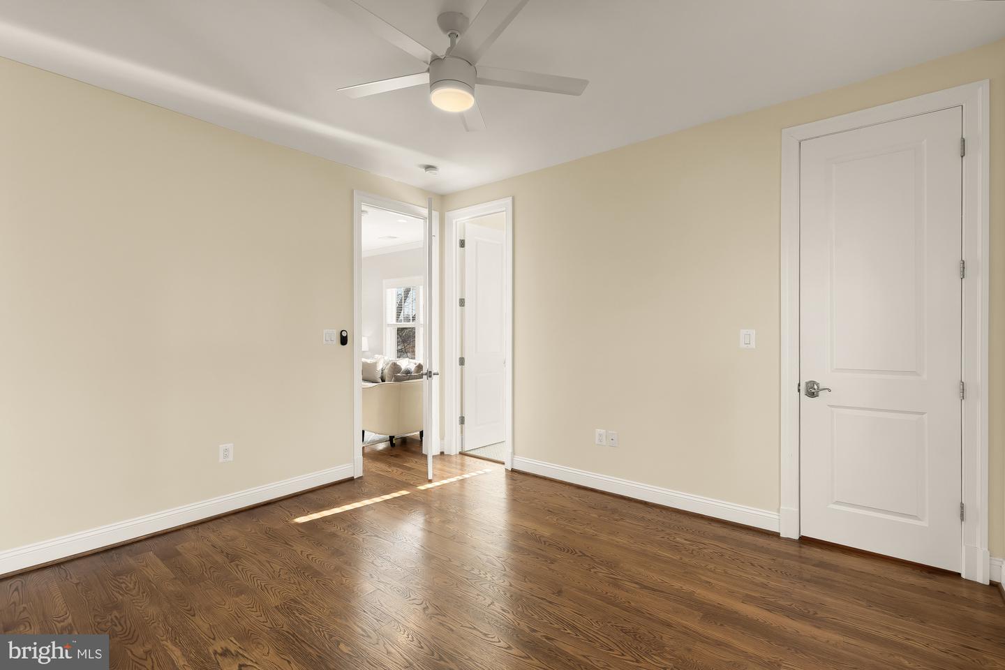 2012 N GREENBRIER ST, ARLINGTON, Virginia 22205, 5 Bedrooms Bedrooms, ,4 BathroomsBathrooms,Residential,For sale,2012 N GREENBRIER ST,VAAR2067996 MLS # VAAR2067996