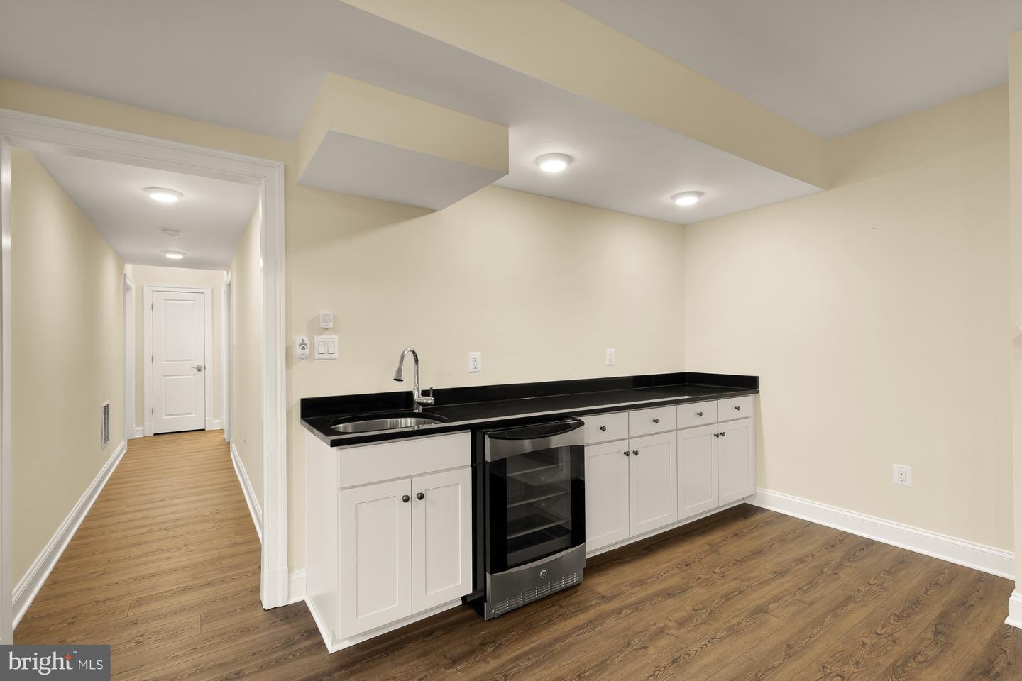 2012 N GREENBRIER ST, ARLINGTON, Virginia 22205, 5 Bedrooms Bedrooms, ,4 BathroomsBathrooms,Residential,For sale,2012 N GREENBRIER ST,VAAR2067996 MLS # VAAR2067996