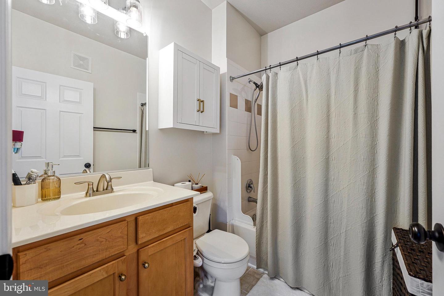 13405-T CONNOR DR #T, CENTREVILLE, Virginia 20120, 2 Bedrooms Bedrooms, ,2 BathroomsBathrooms,Residential,For sale,13405-T CONNOR DR #T,VAFX2287038 MLS # VAFX2287038