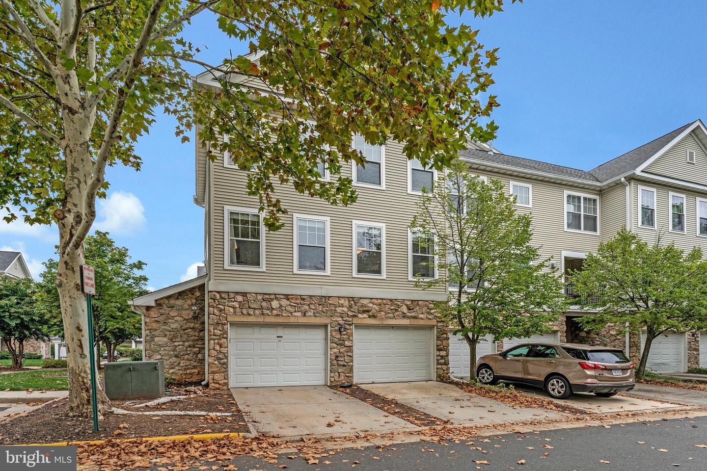 13405-T CONNOR DR #T, CENTREVILLE, Virginia 20120, 2 Bedrooms Bedrooms, ,2 BathroomsBathrooms,Residential,For sale,13405-T CONNOR DR #T,VAFX2287038 MLS # VAFX2287038