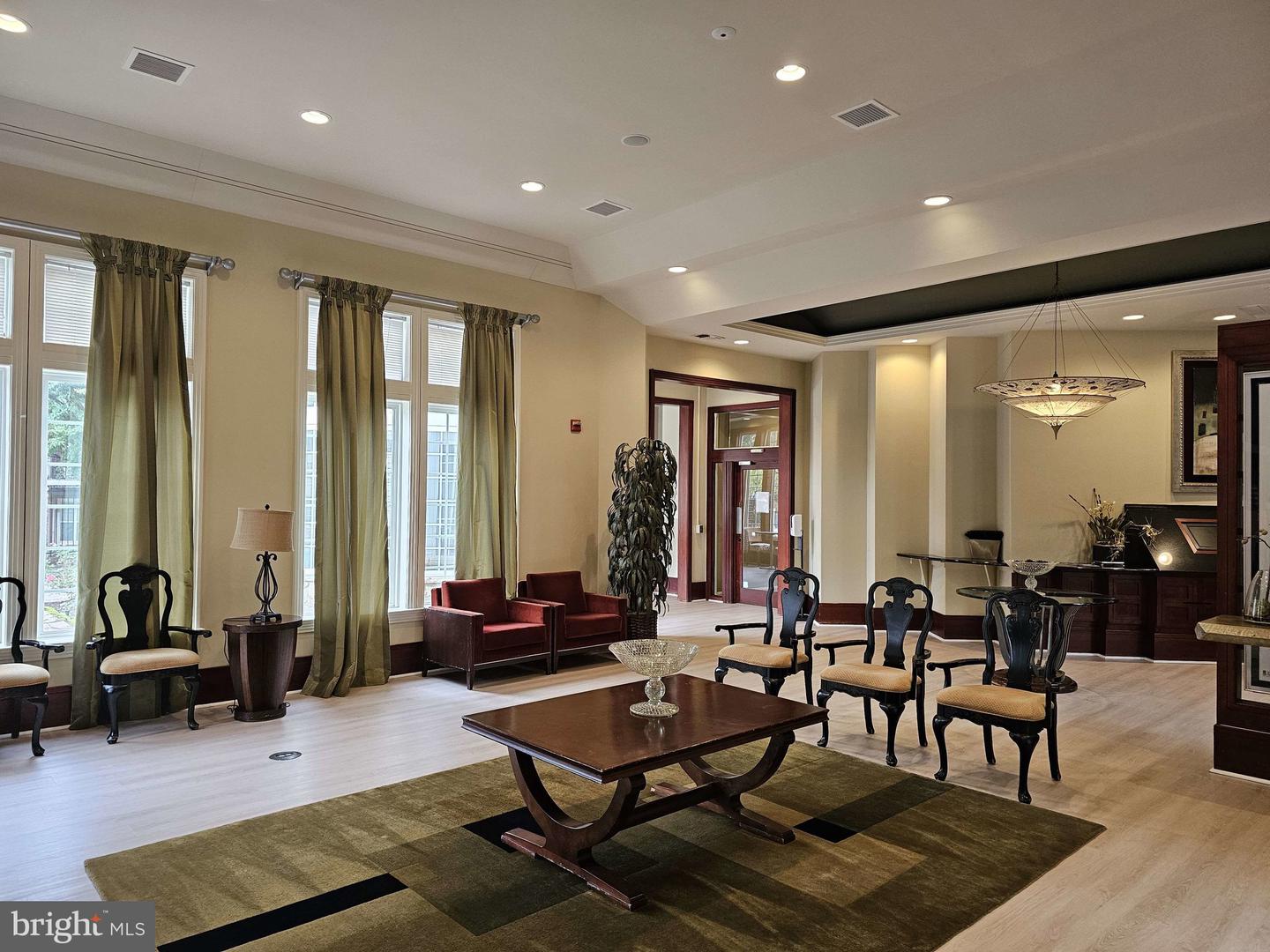 13405-T CONNOR DR #T, CENTREVILLE, Virginia 20120, 2 Bedrooms Bedrooms, ,2 BathroomsBathrooms,Residential,For sale,13405-T CONNOR DR #T,VAFX2287038 MLS # VAFX2287038