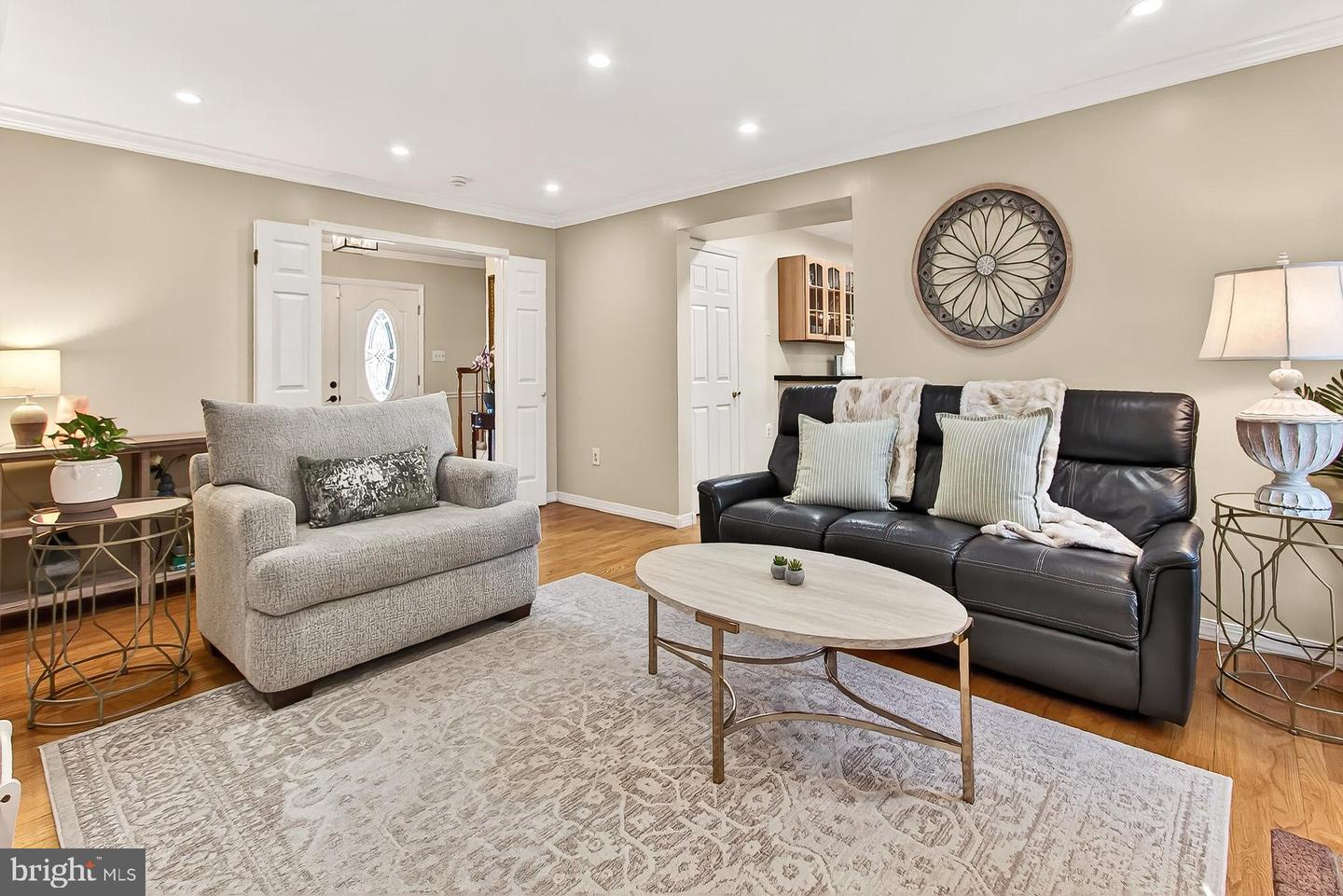 11963 HEDGES RUN DR, WOODBRIDGE, Virginia 22192, 4 Bedrooms Bedrooms, ,2 BathroomsBathrooms,Residential,For sale,11963 HEDGES RUN DR,VAPW2111030 MLS # VAPW2111030