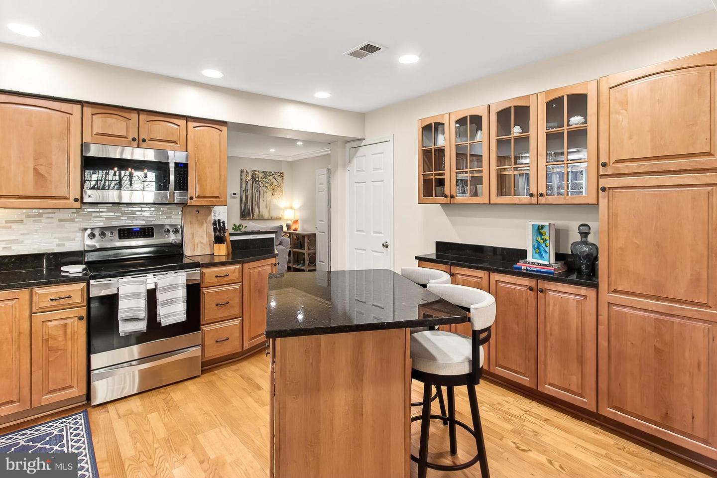 11963 HEDGES RUN DR, WOODBRIDGE, Virginia 22192, 4 Bedrooms Bedrooms, ,2 BathroomsBathrooms,Residential,For sale,11963 HEDGES RUN DR,VAPW2111030 MLS # VAPW2111030