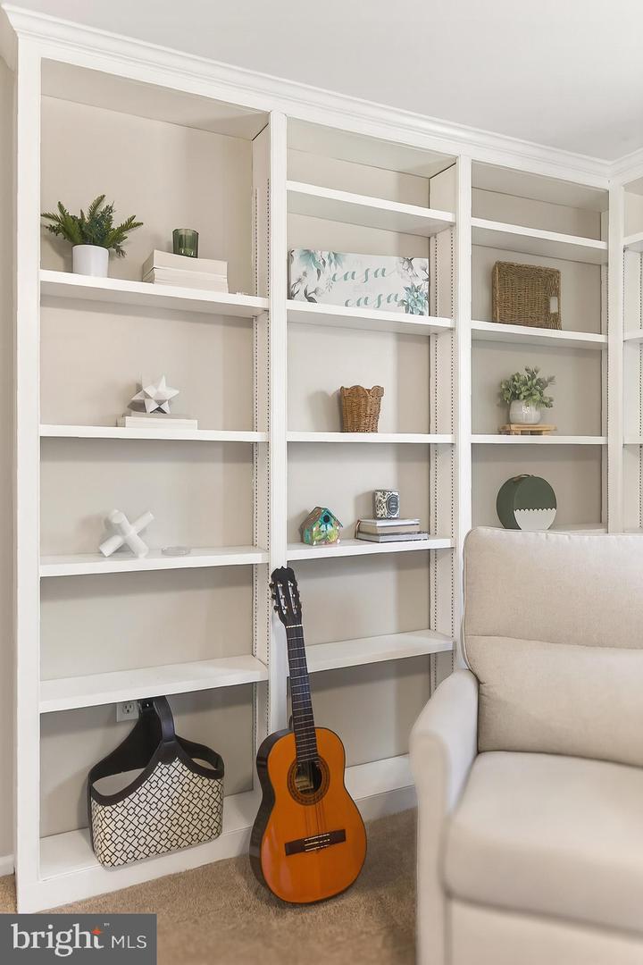 11963 HEDGES RUN DR, WOODBRIDGE, Virginia 22192, 4 Bedrooms Bedrooms, ,2 BathroomsBathrooms,Residential,For sale,11963 HEDGES RUN DR,VAPW2111030 MLS # VAPW2111030