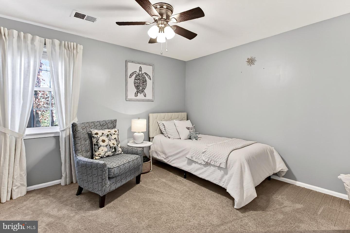 11963 HEDGES RUN DR, WOODBRIDGE, Virginia 22192, 4 Bedrooms Bedrooms, ,2 BathroomsBathrooms,Residential,For sale,11963 HEDGES RUN DR,VAPW2111030 MLS # VAPW2111030