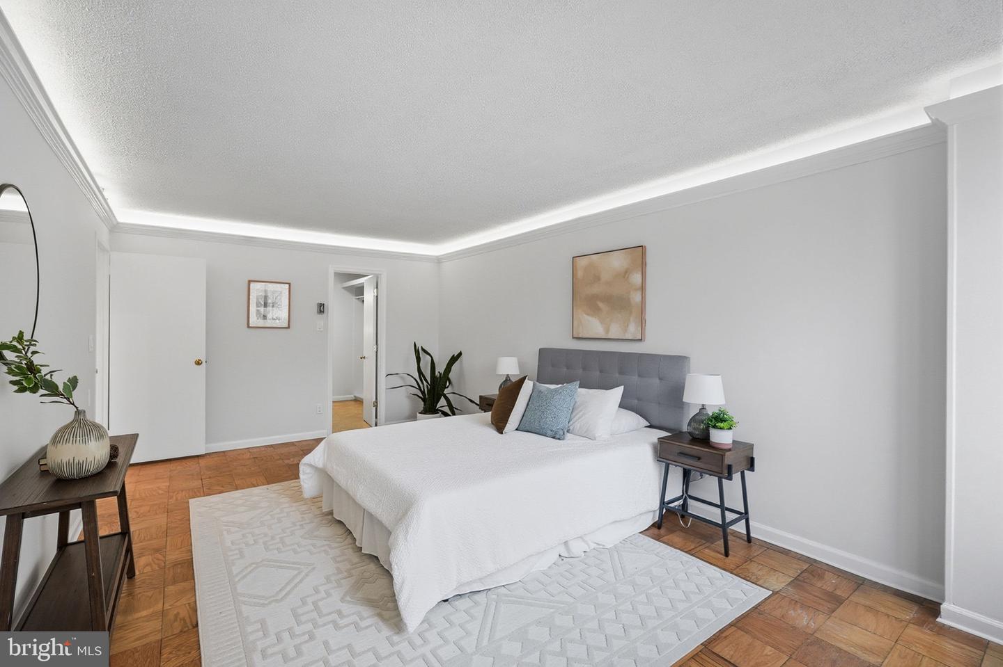 3001 VEAZEY NW #116, WASHINGTON, District Of Columbia 20008, 2 Bedrooms Bedrooms, ,2 BathroomsBathrooms,Residential,For sale,3001 VEAZEY NW #116,DCDC2242878 MLS # DCDC2242878