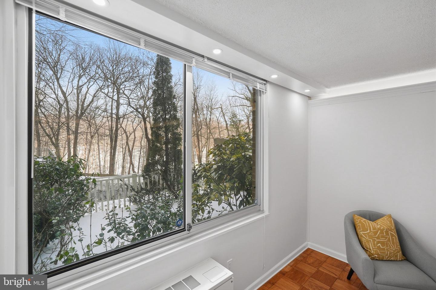 3001 VEAZEY NW #116, WASHINGTON, District Of Columbia 20008, 2 Bedrooms Bedrooms, ,2 BathroomsBathrooms,Residential,For sale,3001 VEAZEY NW #116,DCDC2242878 MLS # DCDC2242878