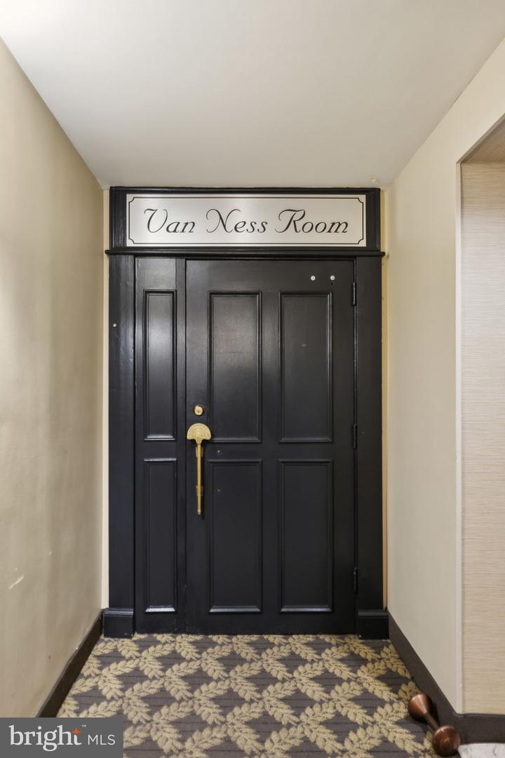 3001 VEAZEY NW #116, WASHINGTON, District Of Columbia 20008, 2 Bedrooms Bedrooms, ,2 BathroomsBathrooms,Residential,For sale,3001 VEAZEY NW #116,DCDC2242878 MLS # DCDC2242878