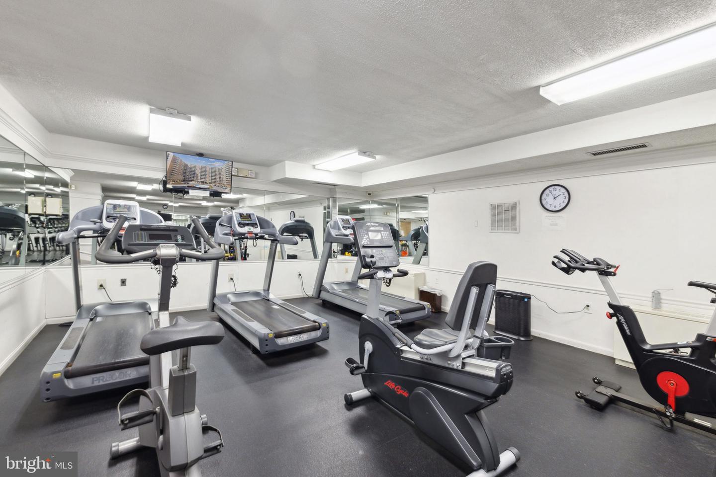 3001 VEAZEY NW #116, WASHINGTON, District Of Columbia 20008, 2 Bedrooms Bedrooms, ,2 BathroomsBathrooms,Residential,For sale,3001 VEAZEY NW #116,DCDC2242878 MLS # DCDC2242878