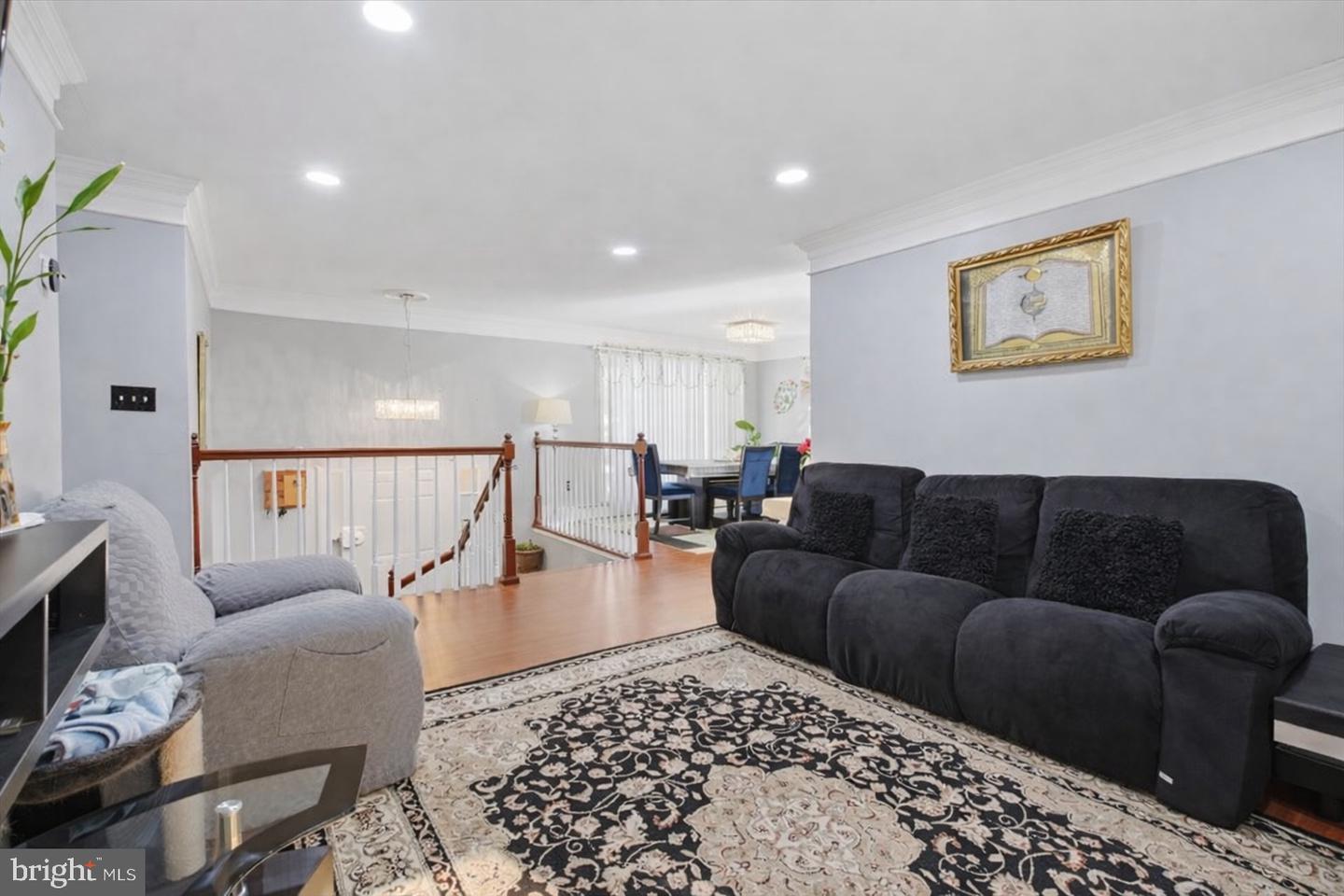 4907 KENYON CT, WOODBRIDGE, Virginia 22193, 4 Bedrooms Bedrooms, ,3 BathroomsBathrooms,Residential,For sale,4907 KENYON CT,VAPW2111064 MLS # VAPW2111064