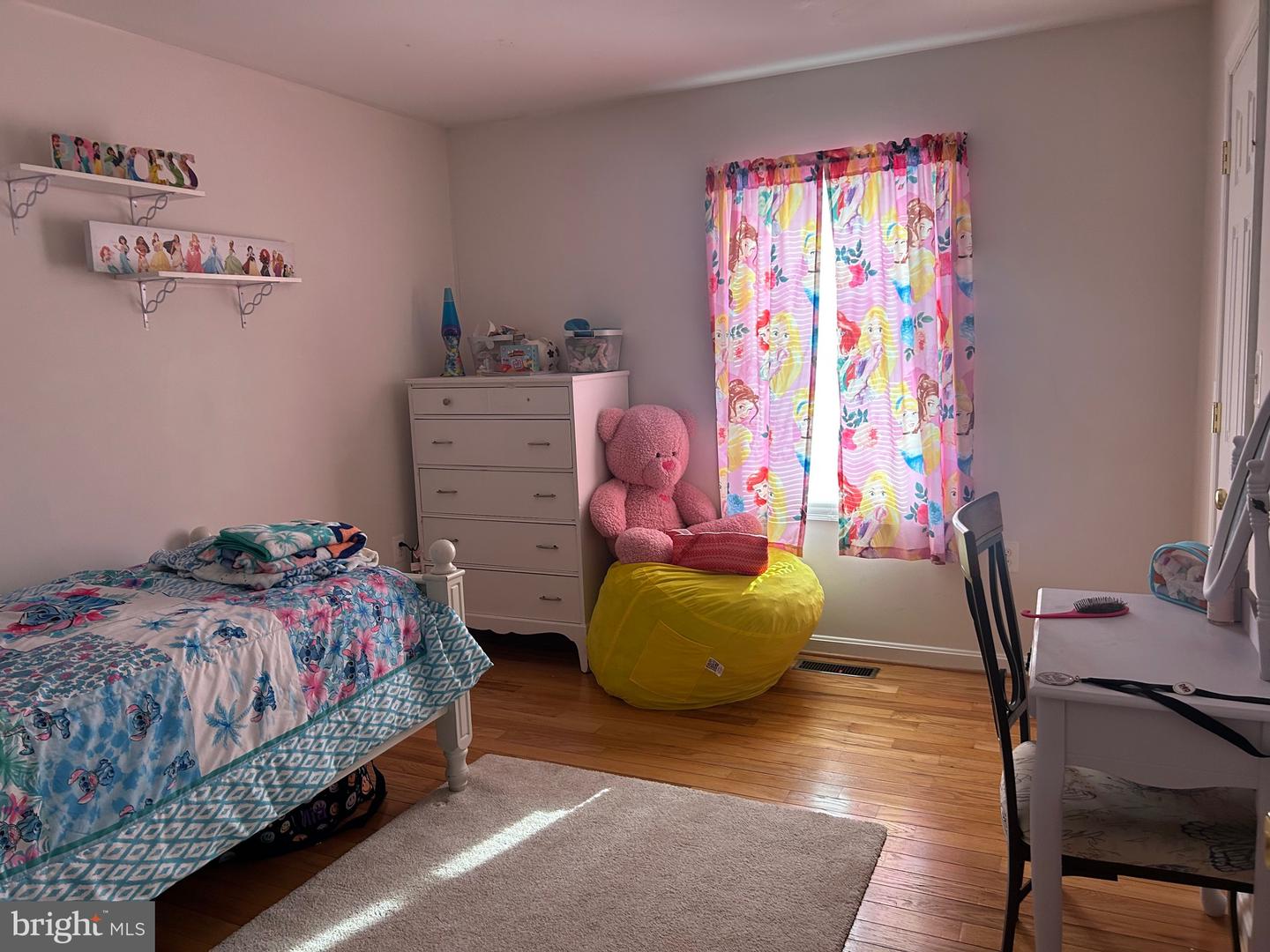 18097 WATERLOO RD, AMISSVILLE, Virginia 20106, 3 Bedrooms Bedrooms, ,3 BathroomsBathrooms,Residential,For sale,18097 WATERLOO RD,VACU2012520 MLS # VACU2012520