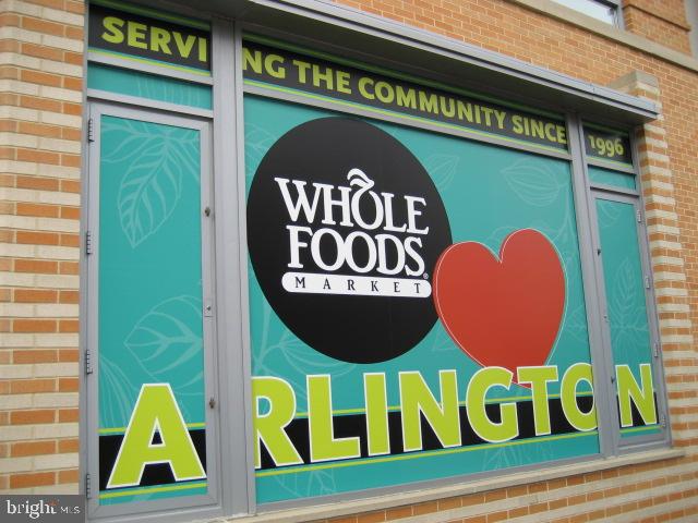 1812 N HANCOCK ST, ARLINGTON, Virginia 22201, 2 Bedrooms Bedrooms, ,3 BathroomsBathrooms,Residential,For sale,1812 N HANCOCK ST,VAAR2068040 MLS # VAAR2068040