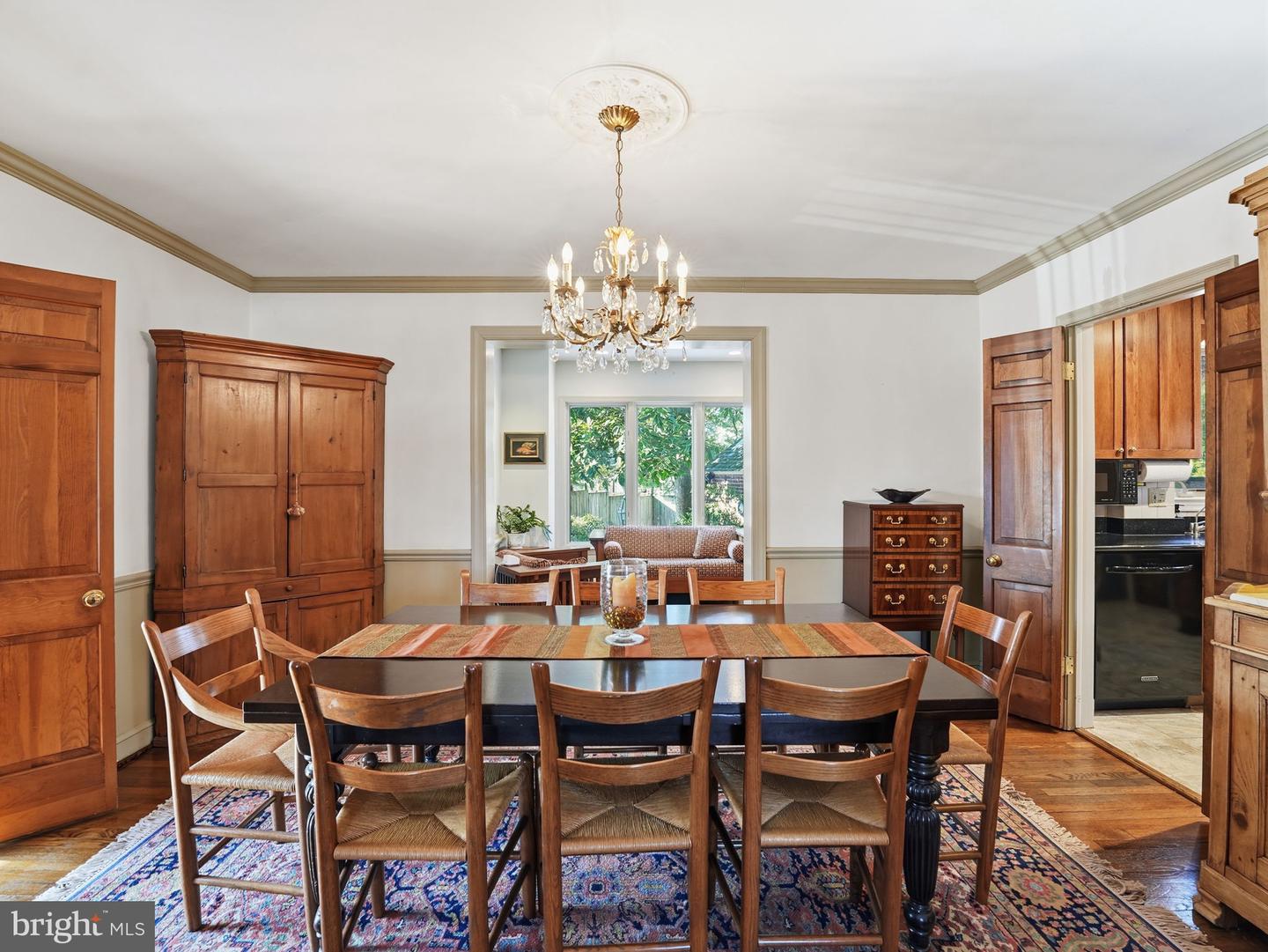 1812 N HANCOCK ST, ARLINGTON, Virginia 22201, 2 Bedrooms Bedrooms, ,3 BathroomsBathrooms,Residential,For sale,1812 N HANCOCK ST,VAAR2068040 MLS # VAAR2068040