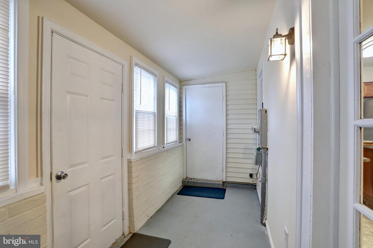 4519 APPLEDALE CT, MARSHALL, Virginia 20115, 3 Bedrooms Bedrooms, ,1 BathroomBathrooms,Residential,For sale,4519 APPLEDALE CT,VAFQ2020250 MLS # VAFQ2020250