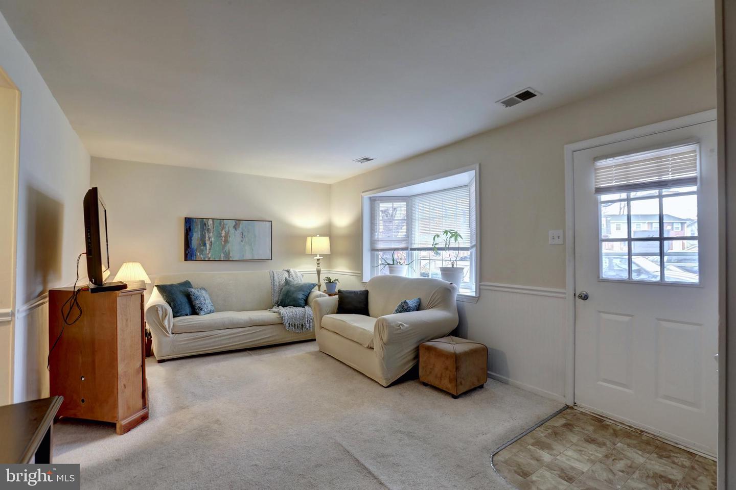 4519 APPLEDALE CT, MARSHALL, Virginia 20115, 3 Bedrooms Bedrooms, ,1 BathroomBathrooms,Residential,For sale,4519 APPLEDALE CT,VAFQ2020250 MLS # VAFQ2020250