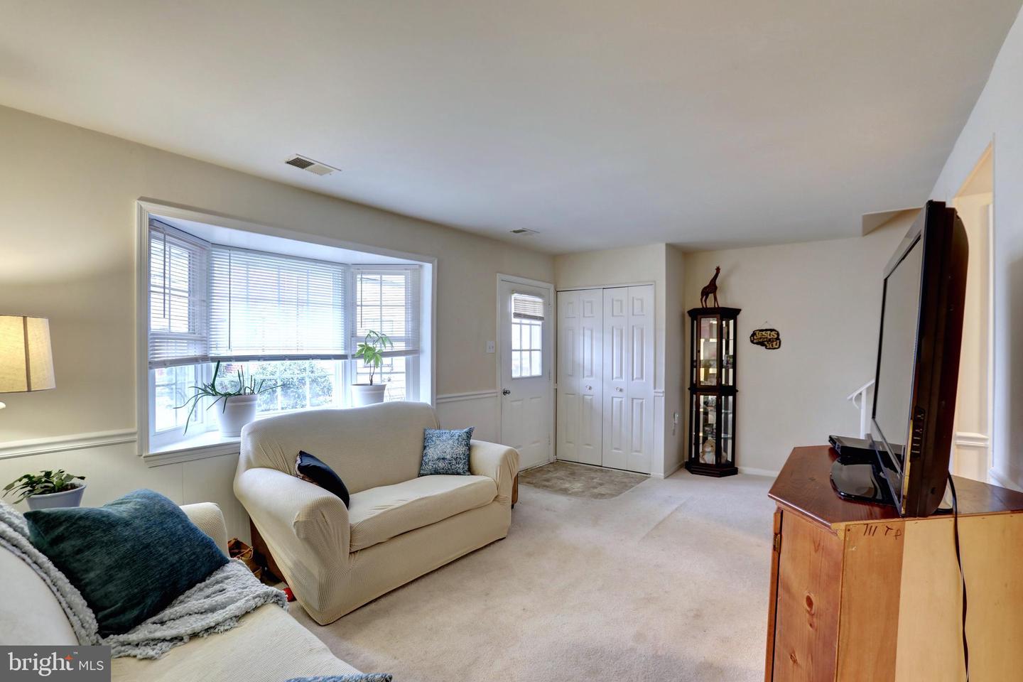 4519 APPLEDALE CT, MARSHALL, Virginia 20115, 3 Bedrooms Bedrooms, ,1 BathroomBathrooms,Residential,For sale,4519 APPLEDALE CT,VAFQ2020250 MLS # VAFQ2020250