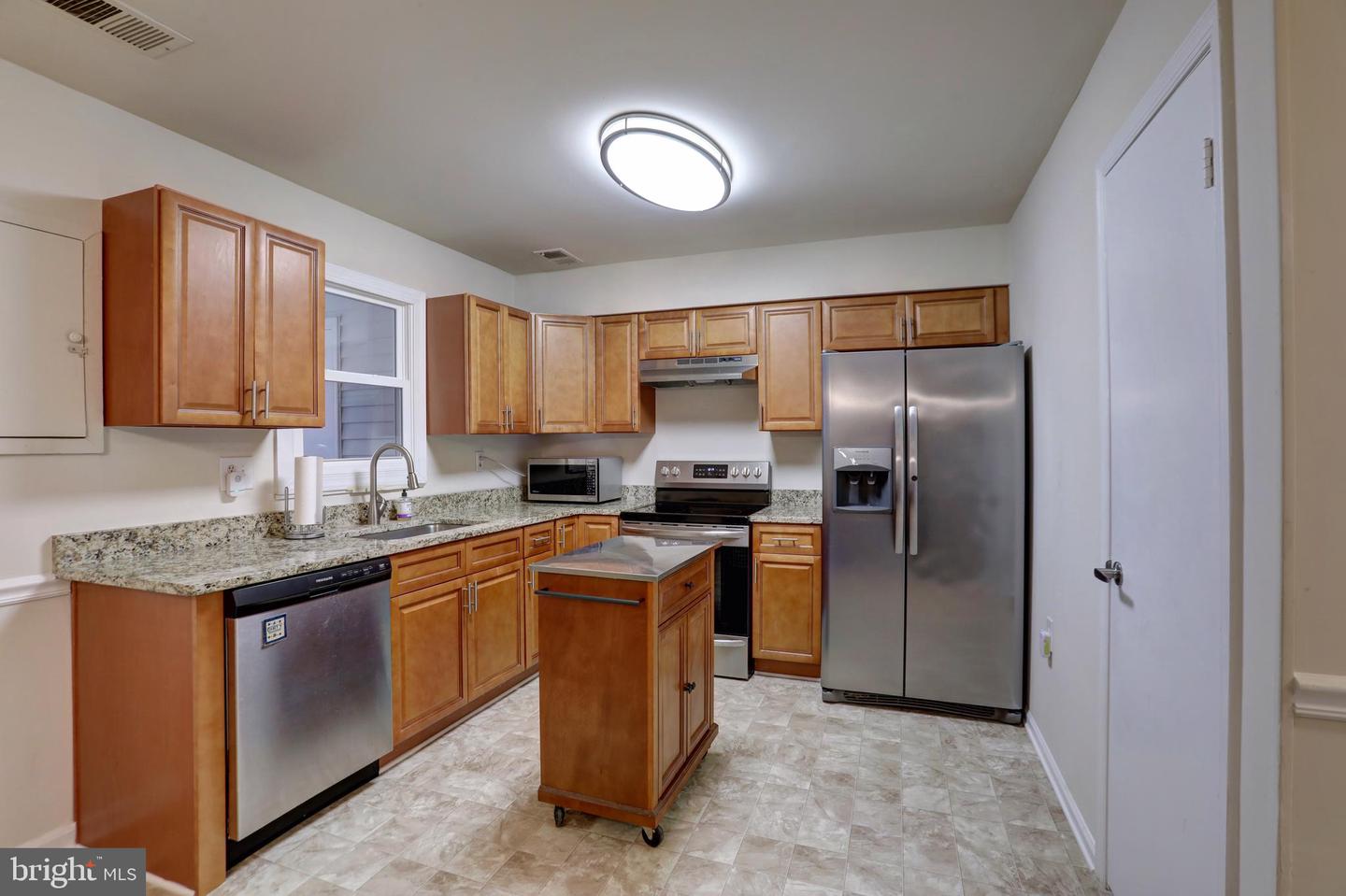 4519 APPLEDALE CT, MARSHALL, Virginia 20115, 3 Bedrooms Bedrooms, ,1 BathroomBathrooms,Residential,For sale,4519 APPLEDALE CT,VAFQ2020250 MLS # VAFQ2020250