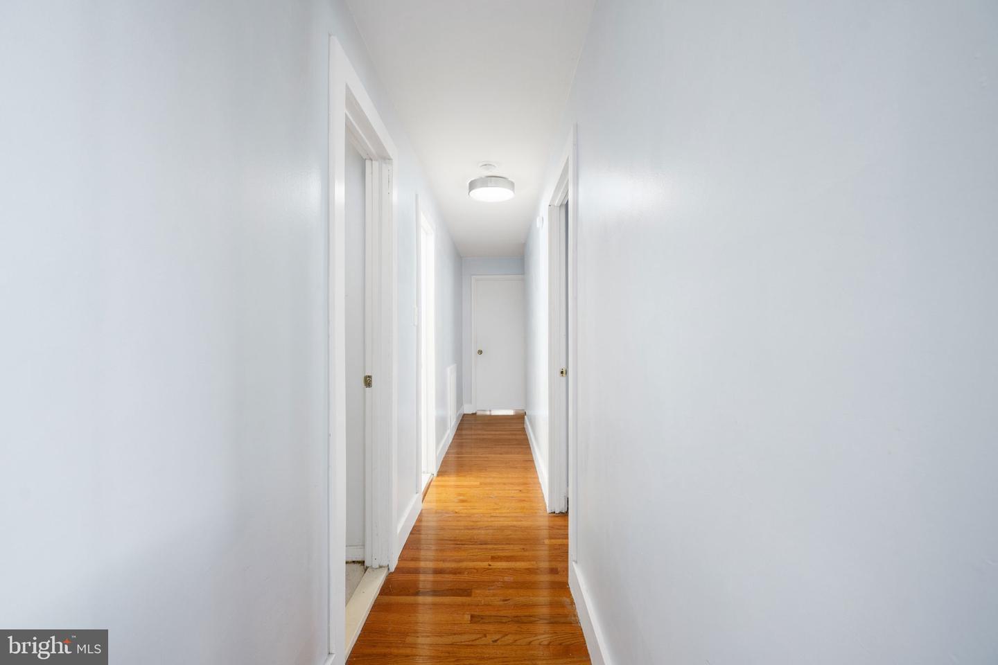 2844 DOVER LN #302, FALLS CHURCH, Virginia 22042, 3 Bedrooms Bedrooms, ,2 BathroomsBathrooms,Residential,For sale,2844 DOVER LN #302,VAFX2287290 MLS # VAFX2287290