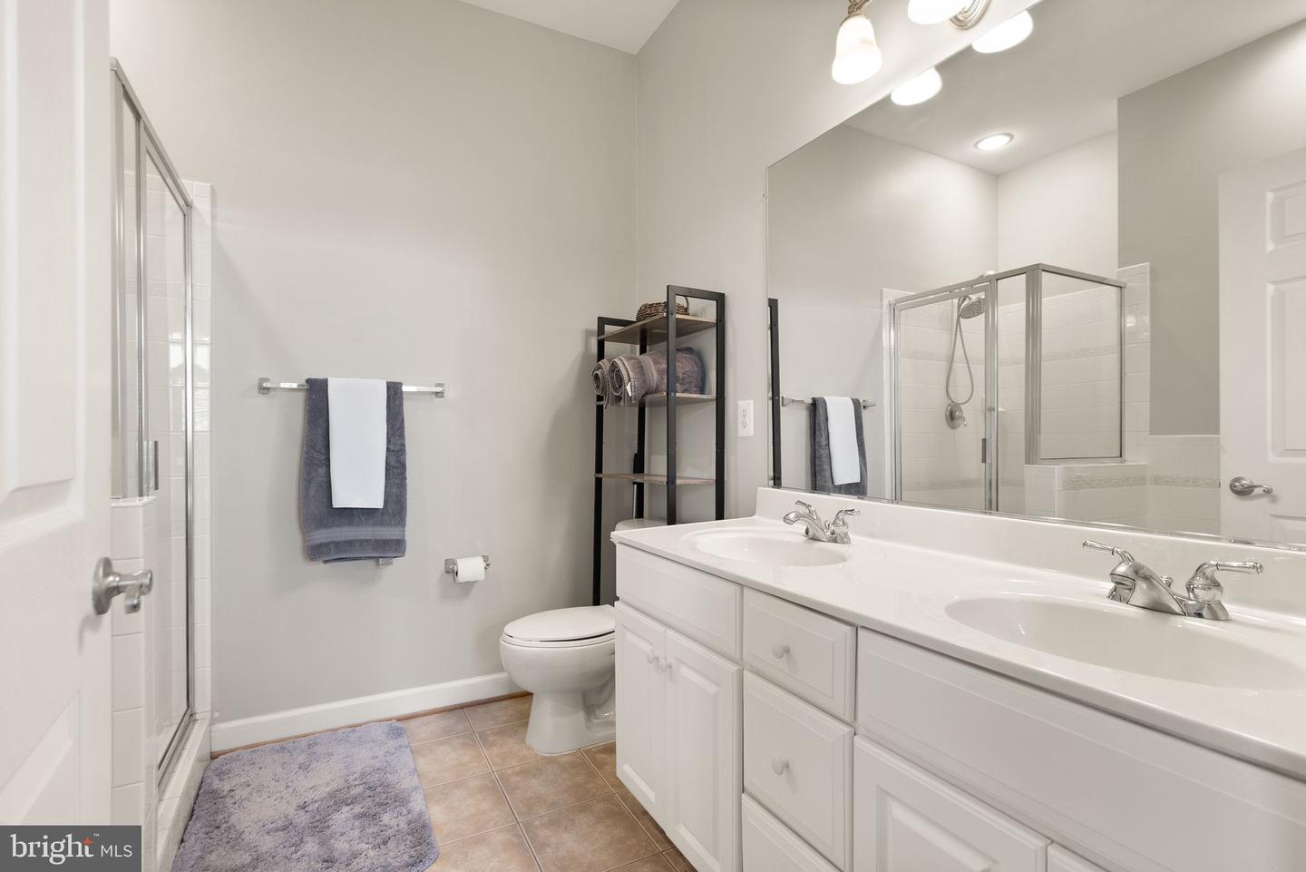 810 BELMONT BAY DR #201, WOODBRIDGE, Virginia 22191, 2 Bedrooms Bedrooms, ,2 BathroomsBathrooms,Residential,For sale,810 BELMONT BAY DR #201,VAPW2111138 MLS # VAPW2111138