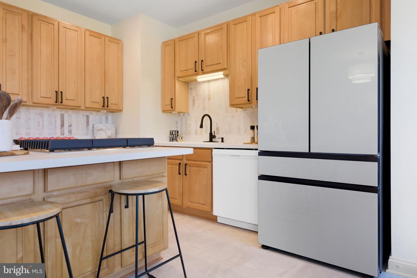 601 SPRINGHOUSE SQ SE, LEESBURG, Virginia 20175, 3 Bedrooms Bedrooms, ,2 BathroomsBathrooms,Residential,For sale,601 SPRINGHOUSE SQ SE,VALO2114538 MLS # VALO2114538