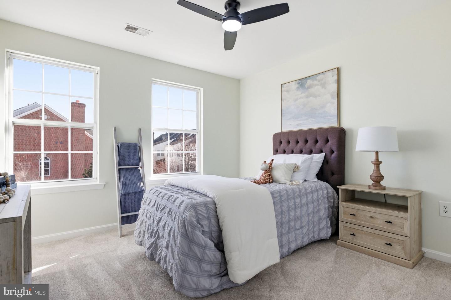 601 SPRINGHOUSE SQ SE, LEESBURG, Virginia 20175, 3 Bedrooms Bedrooms, ,2 BathroomsBathrooms,Residential,For sale,601 SPRINGHOUSE SQ SE,VALO2114538 MLS # VALO2114538