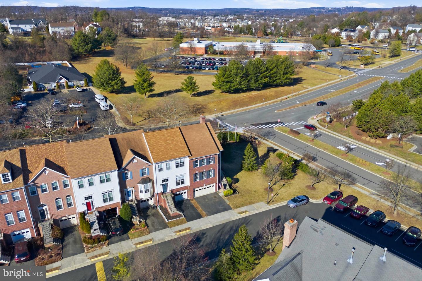 601 SPRINGHOUSE SQ SE, LEESBURG, Virginia 20175, 3 Bedrooms Bedrooms, ,2 BathroomsBathrooms,Residential,For sale,601 SPRINGHOUSE SQ SE,VALO2114538 MLS # VALO2114538