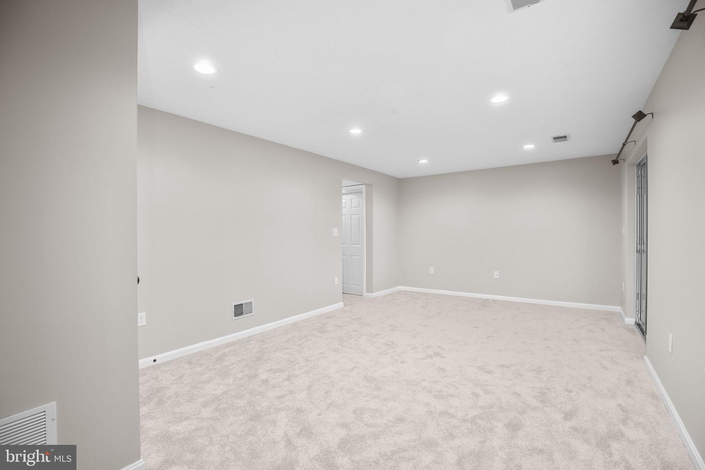 508 WATERS COVE CT, STAFFORD, Virginia 22554, 3 Bedrooms Bedrooms, ,2 BathroomsBathrooms,Residential,For sale,508 WATERS COVE CT,VAST2045466 MLS # VAST2045466