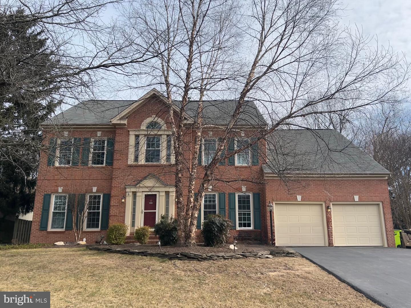 4803 WALNEY KNOLL CT, CHANTILLY, Virginia 20151, 4 Bedrooms Bedrooms, ,3 BathroomsBathrooms,Residential,For sale,4803 WALNEY KNOLL CT,VAFX2287392 MLS # VAFX2287392