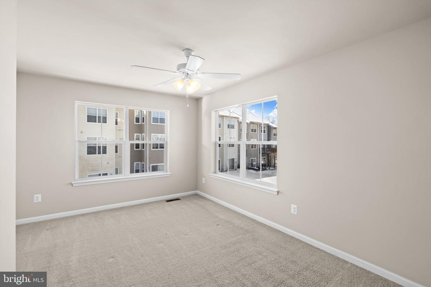 400 WOODSTREAM CIR #32140, STAFFORD, Virginia 22556, 2 Bedrooms Bedrooms, ,2 BathroomsBathrooms,Residential,For sale,400 WOODSTREAM CIR #32140,VAST2045470 MLS # VAST2045470