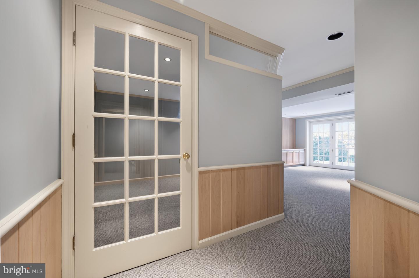 8815 SURREY CT, ALEXANDRIA, Virginia 22309, 5 Bedrooms Bedrooms, ,3 BathroomsBathrooms,Residential,For sale,8815 SURREY CT,VAFX2287404 MLS # VAFX2287404