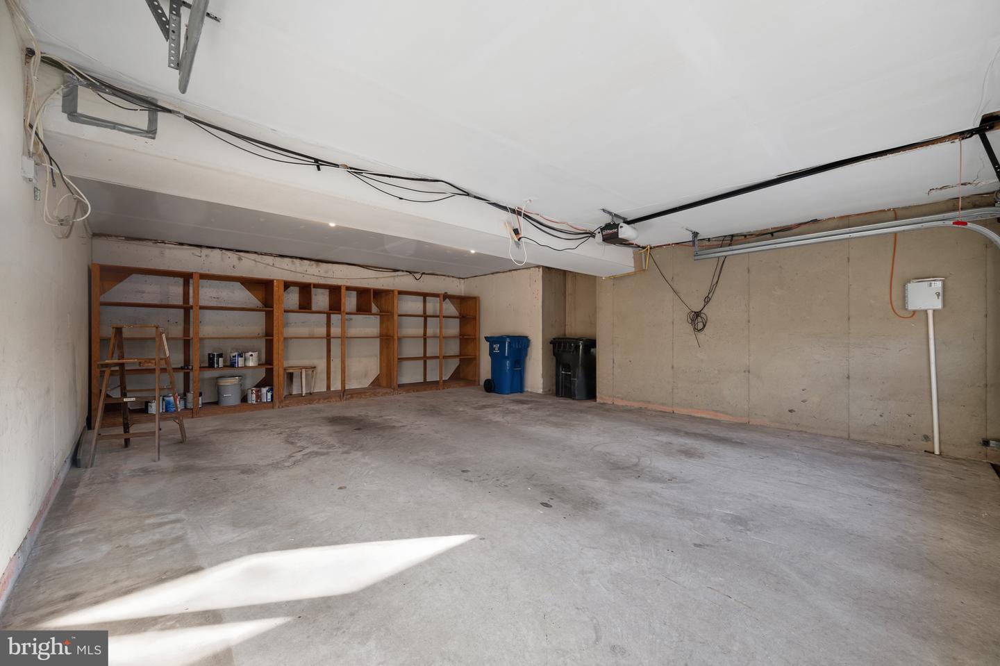 8815 SURREY CT, ALEXANDRIA, Virginia 22309, 5 Bedrooms Bedrooms, ,3 BathroomsBathrooms,Residential,For sale,8815 SURREY CT,VAFX2287404 MLS # VAFX2287404