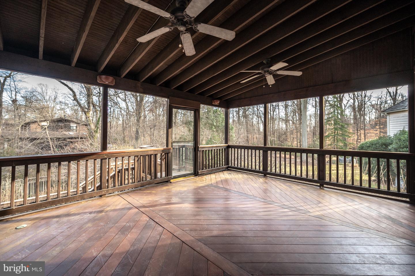 8815 SURREY CT, ALEXANDRIA, Virginia 22309, 5 Bedrooms Bedrooms, ,3 BathroomsBathrooms,Residential,For sale,8815 SURREY CT,VAFX2287404 MLS # VAFX2287404