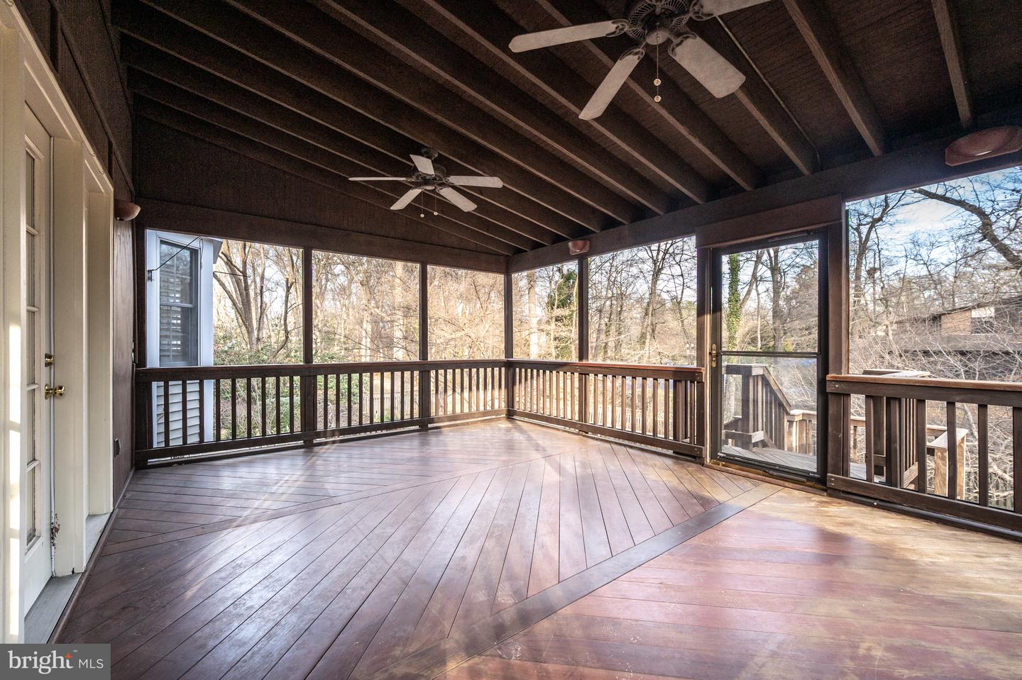 8815 SURREY CT, ALEXANDRIA, Virginia 22309, 5 Bedrooms Bedrooms, ,3 BathroomsBathrooms,Residential,For sale,8815 SURREY CT,VAFX2287404 MLS # VAFX2287404