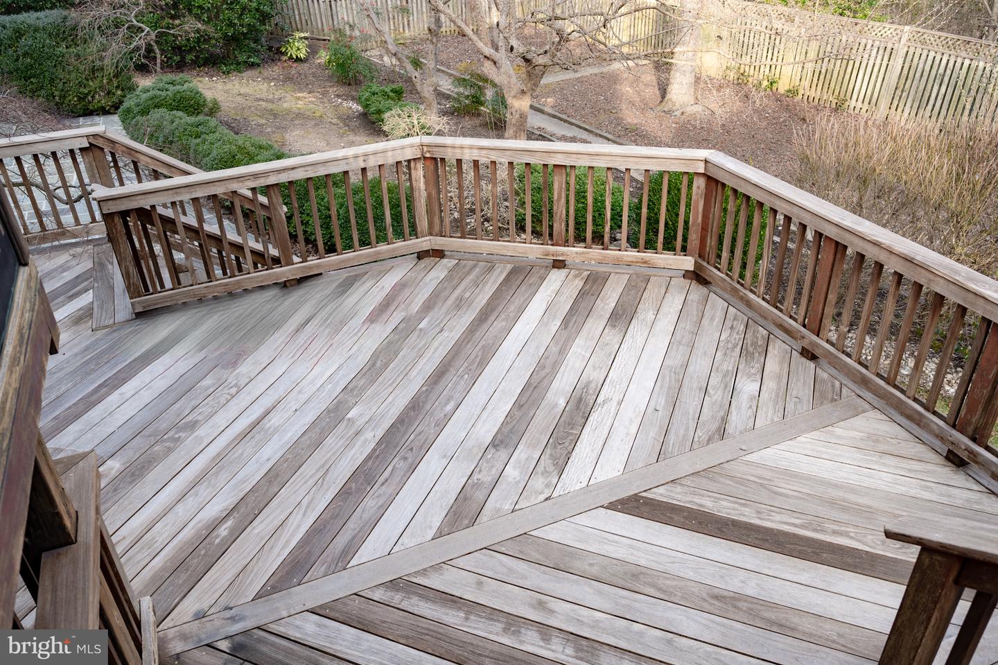 8815 SURREY CT, ALEXANDRIA, Virginia 22309, 5 Bedrooms Bedrooms, ,3 BathroomsBathrooms,Residential,For sale,8815 SURREY CT,VAFX2287404 MLS # VAFX2287404