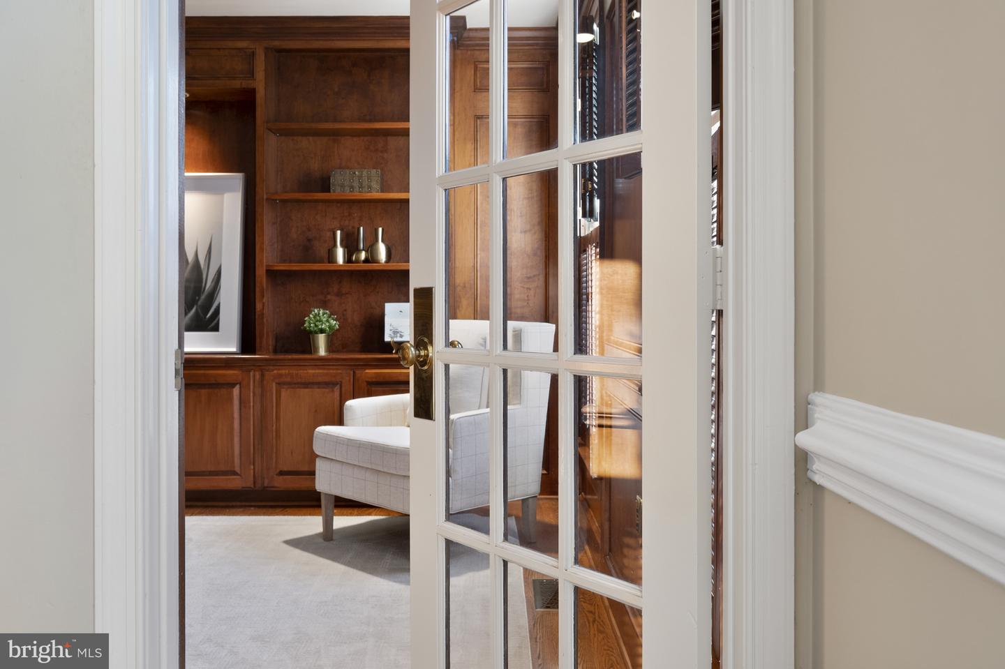 8815 SURREY CT, ALEXANDRIA, Virginia 22309, 5 Bedrooms Bedrooms, ,3 BathroomsBathrooms,Residential,For sale,8815 SURREY CT,VAFX2287404 MLS # VAFX2287404